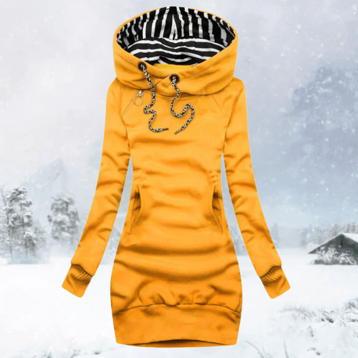 JANINE - SPORTIEVE TRUI MET CAPUCHON