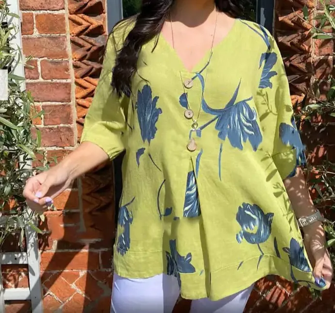 Voorjaarsblouse met V-hals