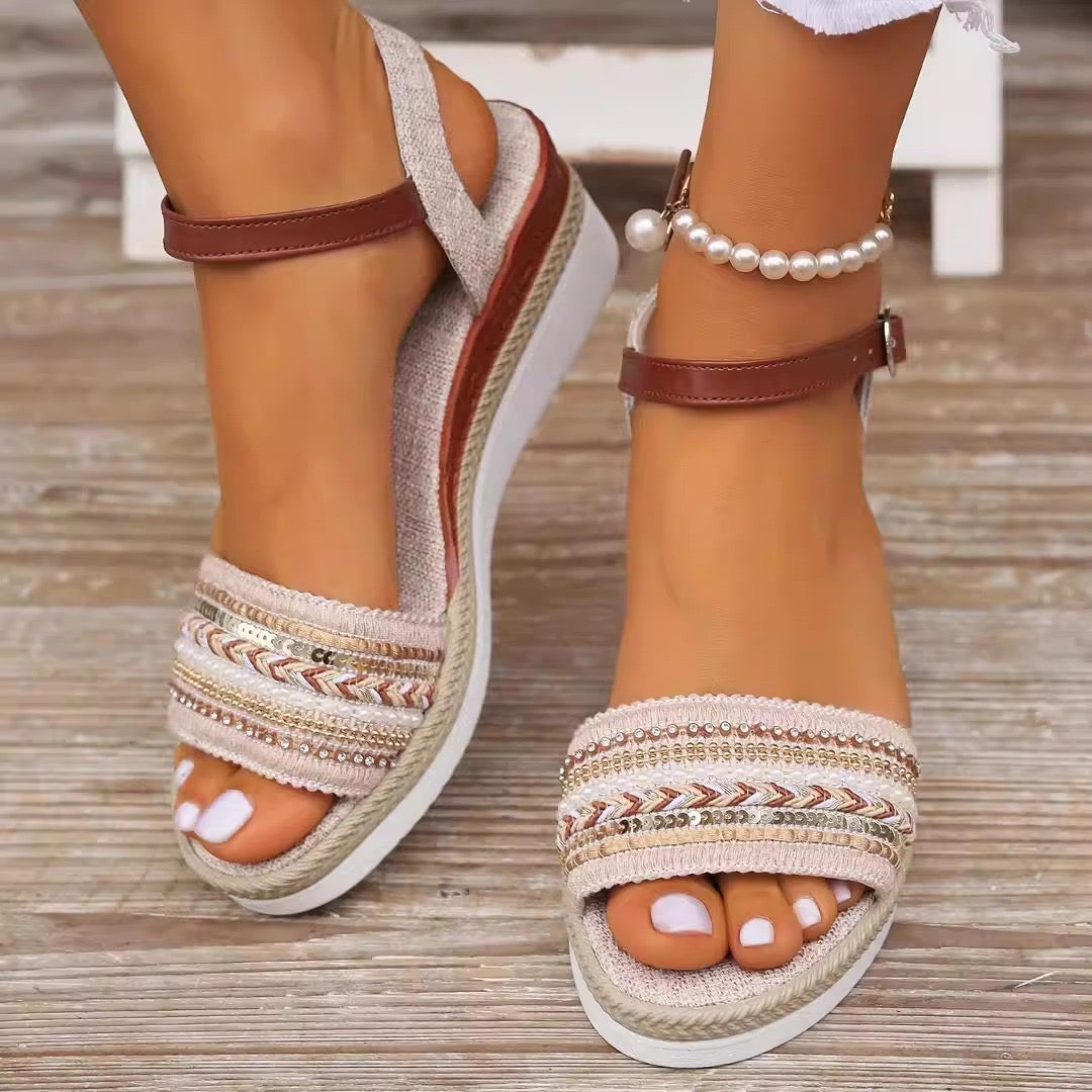 Saphine | Boho Wedge Sandalen
