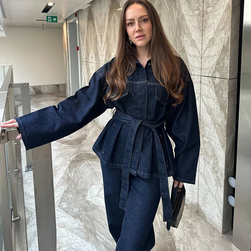 Chic Tweedelige Denim Set – Riemjas & Wijde Pijpen Jeans